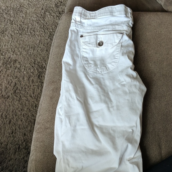 Capris - Picture 2 of 2